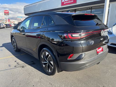 Used 2022 Volkswagen ID.4 Pro image 7