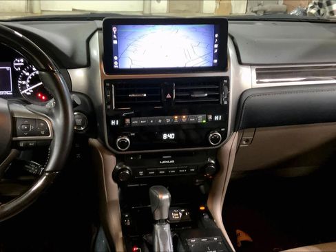 Used 2023 Lexus GX 460 Premium image 6