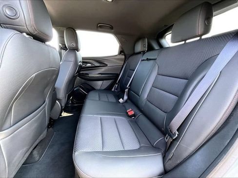 Used 2023 Chevrolet TrailBlazer RS w/ Convenience Package FWD image 15