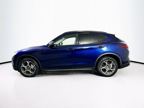 Used 2021 Alfa Romeo Stelvio Sprint w/ Nero Edizione AWD/4WD image 4