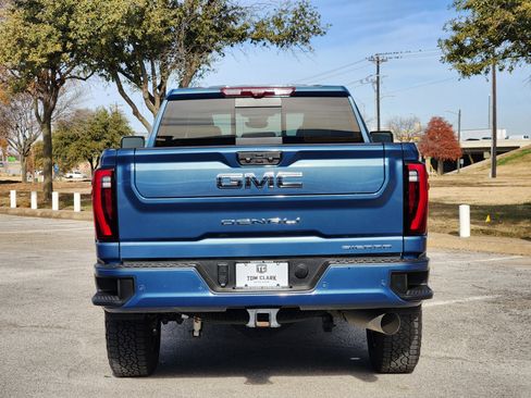 Certified 2024 GMC Sierra 2500 Denali Ultimate image 6