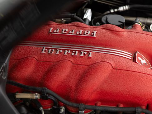 Used 2010 Ferrari California image 95