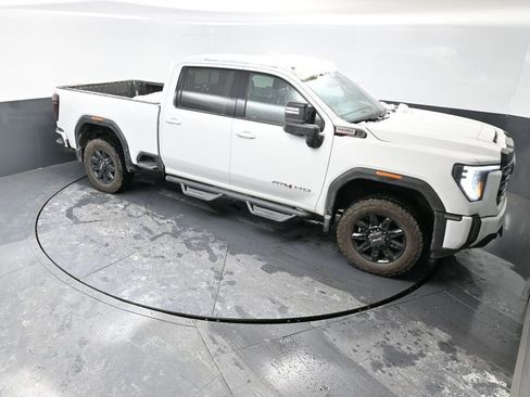 Used 2024 GMC Sierra 2500 AT4 w/ AT4 Preferred Package image 50