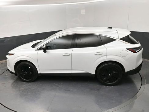 Certified 2025 Nissan Murano SV image 25