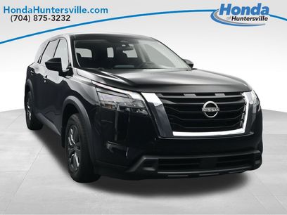 Used 2024 Nissan Pathfinder S