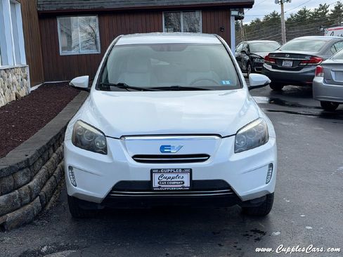 Used 2014 Toyota RAV4 EV image 12