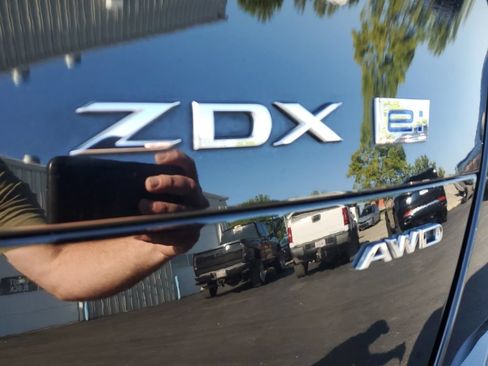 Used 2024 Acura ZDX A-Spec AWD/4WD image 8