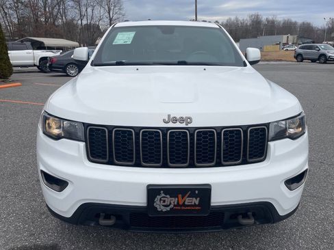 Used 2016 Jeep Grand Cherokee Laredo 75th Anniversary image 6
