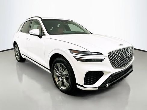 Certified 2025 Genesis GV70 3.5T Sport image 3