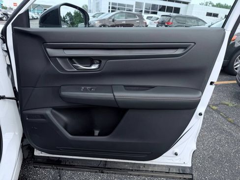 Used 2025 Honda CR-V Sport-L image 17