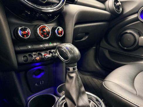 Used 2016 MINI Cooper 4-Door Hardtop FWD image 30