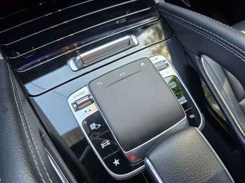 Used 2020 Mercedes-Benz GLE 450 4MATIC image 27