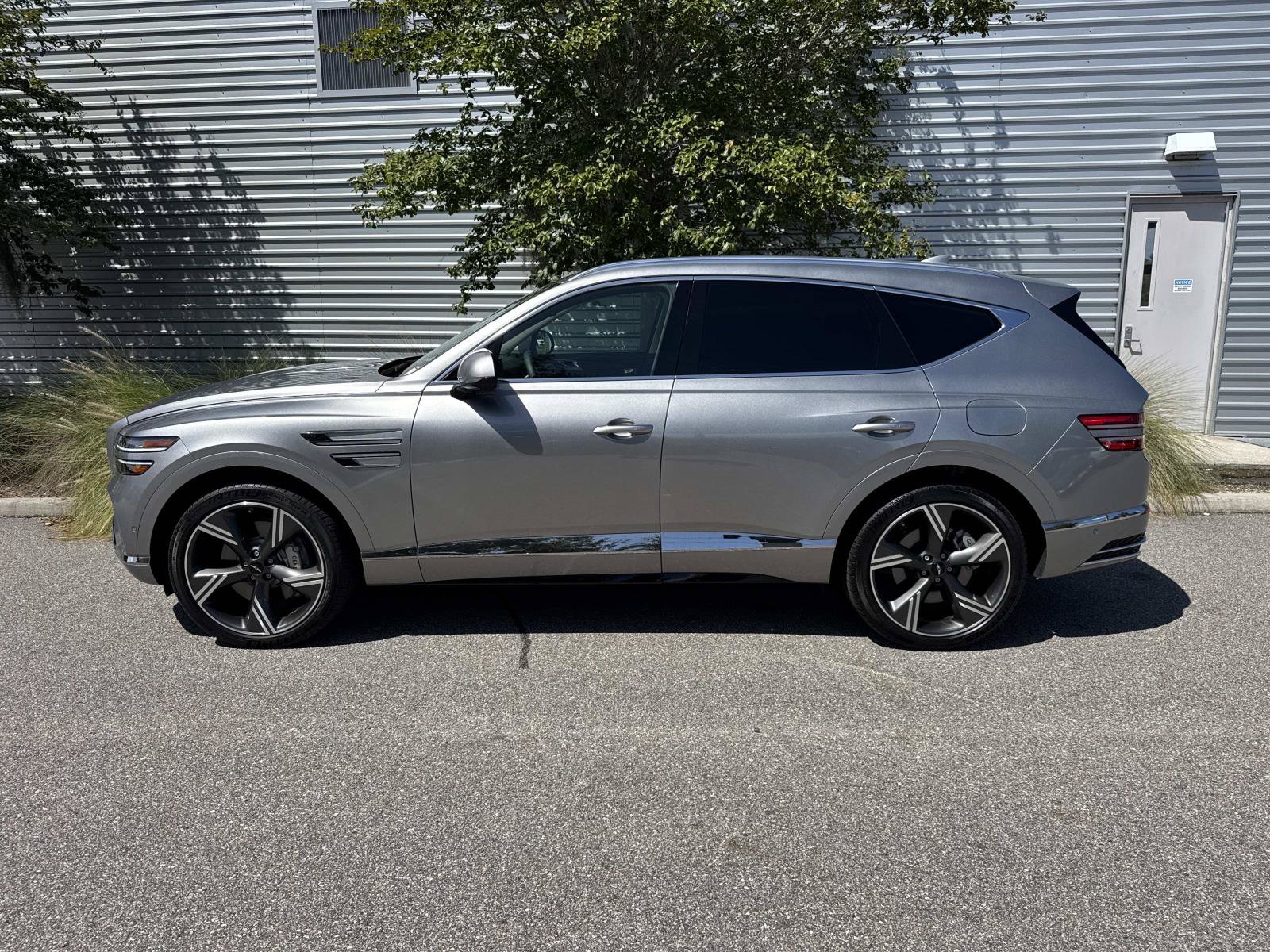 Used 2026 Genesis GV80 3.5T Prestige AWD/4WD image 2