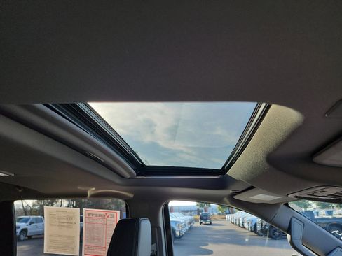 Certified 2022 GMC Sierra 1500 Denali image 10