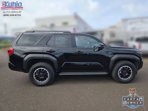 Used 2025 Toyota 4Runner TRD Off-Road Premium AWD/4WD image 7