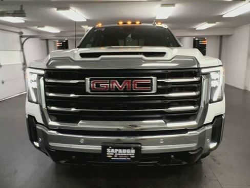 Certified 2024 GMC Sierra 2500 SLT w/ SLT Premium Package image 3