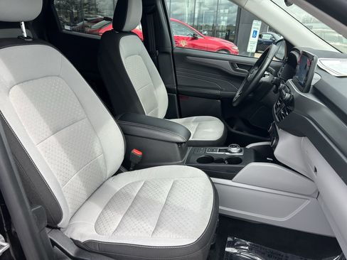 Used 2024 Ford Escape Active image 21