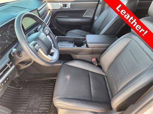 Used 2025 Hyundai Santa Fe Limited image 14