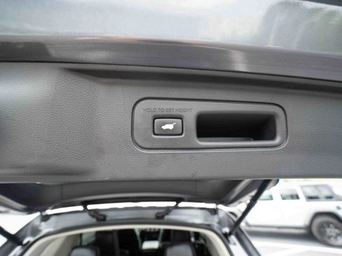 Certified 2025 Honda Pilot EX-L image 29