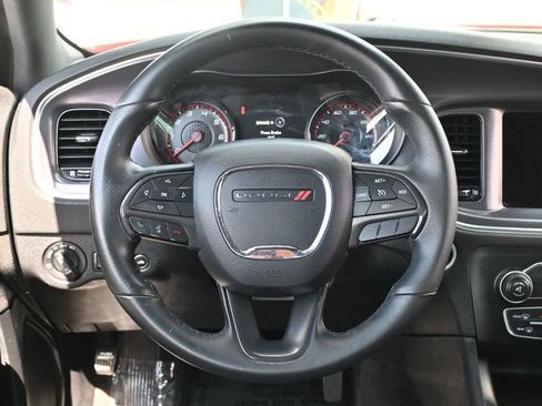 Used 2016 Dodge Charger SXT w/ Blacktop Package RWD image 9