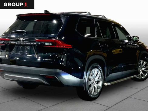 Used 2024 Toyota Grand Highlander AWD Hybrid image 13