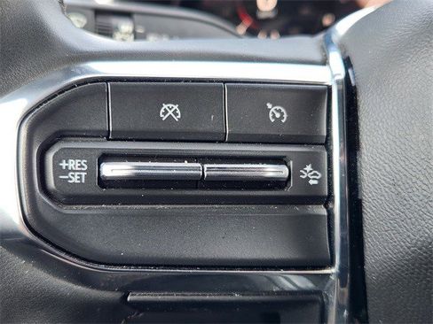 Certified 2024 GMC Canyon Elevation w/ Convenience Package image 27