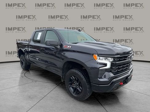 Used 2024 Chevrolet Silverado 1500 LT Trail Boss w/ Convenience Package II image 7