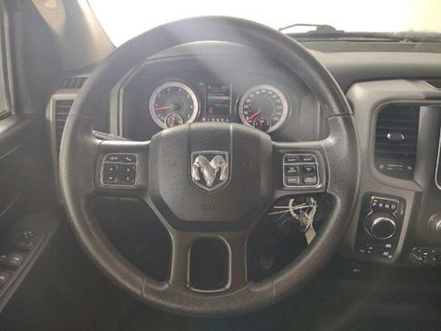 Used 2022 RAM 1500 Tradesman w/ Chrome Appearance Group image 12