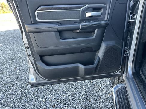 Used 2023 RAM 2500 Big Horn w/ Level B Equipment Group image 24