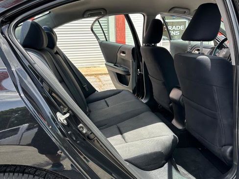Used 2015 Honda Accord LX image 16