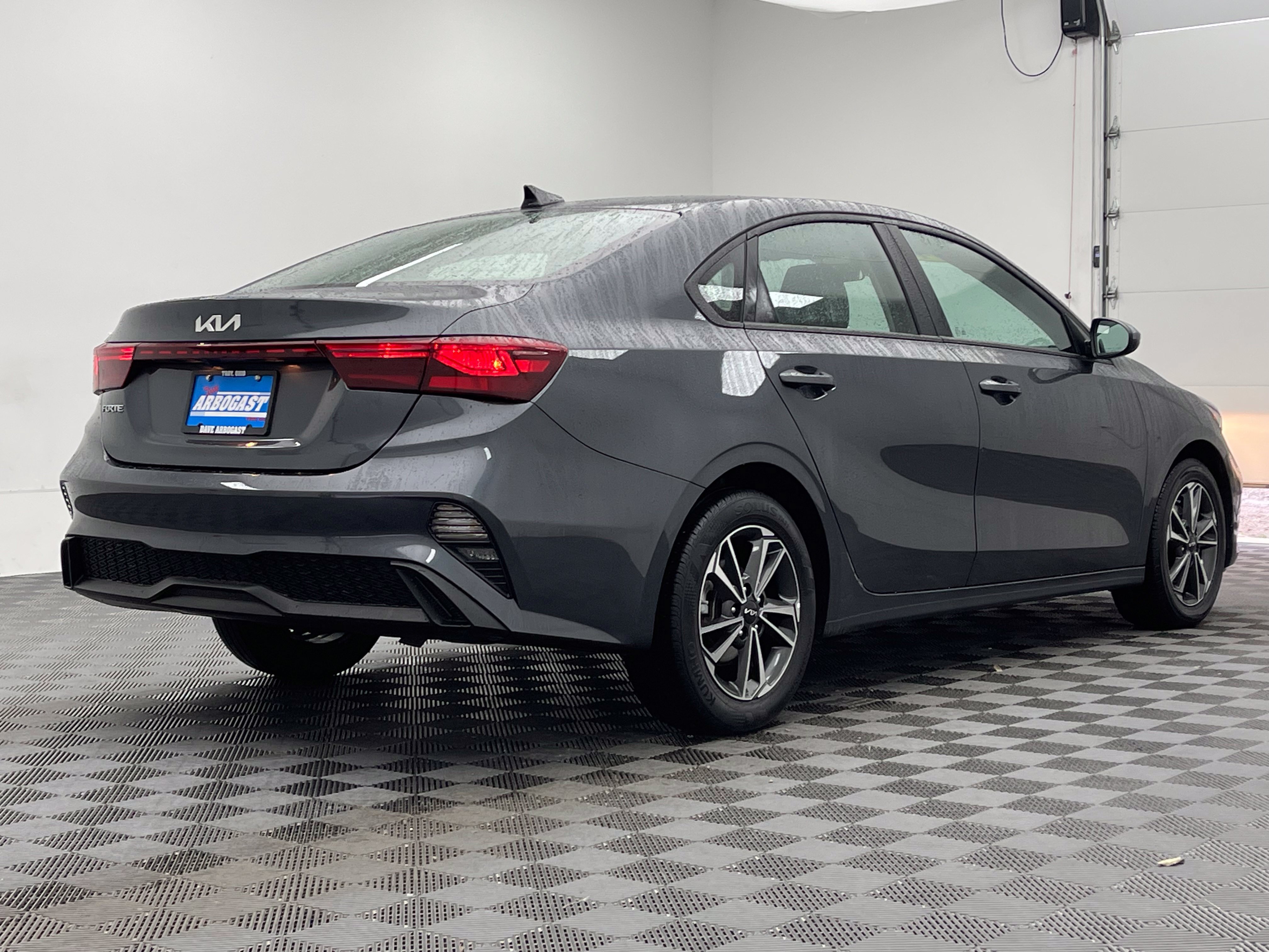 Used 2024 Kia Forte LXS FWD image 6