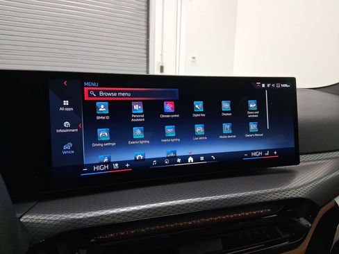 Certified 2025 BMW M440i image 21