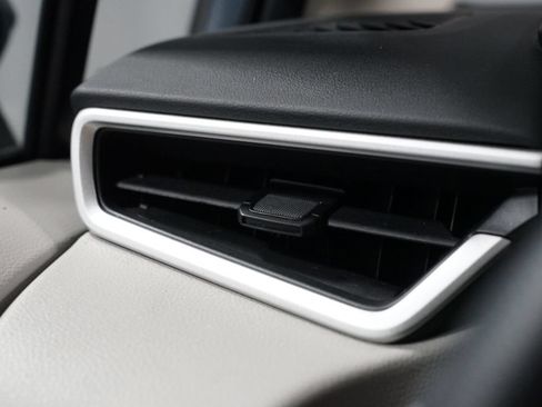 Certified 2025 Toyota Corolla LE FWD image 23