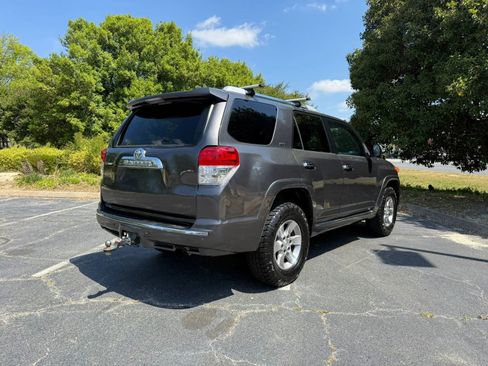 Used 2010 Toyota 4Runner SR5 RWD image 6