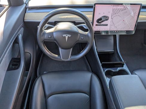 Used 2019 Tesla Model 3 Long Range image 12