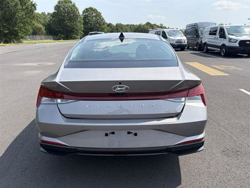 Used 2023 Hyundai Elantra Limited FWD image 7