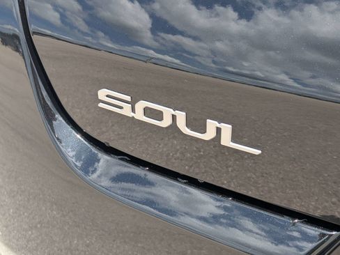Certified 2023 Kia Soul GT-Line FWD image 13