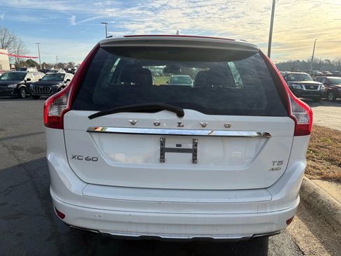 Used 2015 Volvo XC60 T5 image 6