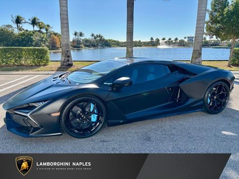 Used 2025 Lamborghini Revuelto AWD/4WD image 1