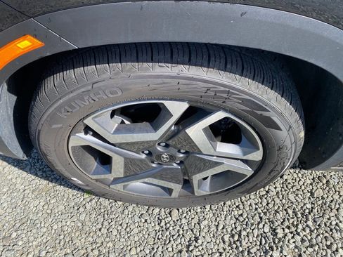 Used 2024 Hyundai Palisade Limited FWD image 29