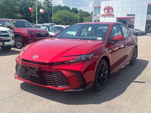 New 2026 Toyota Camry SE AWD/4WD image 3