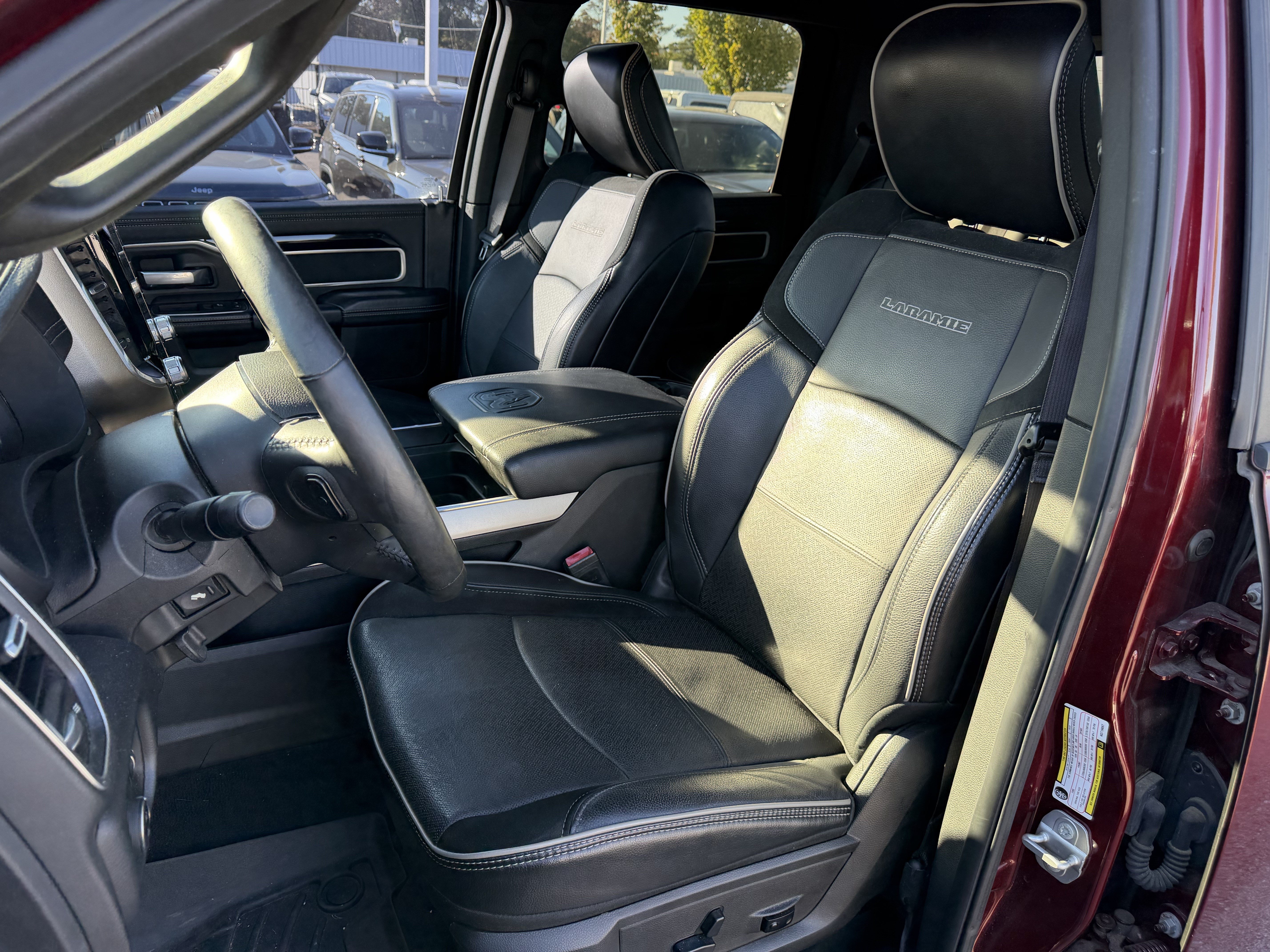 Used 2019 RAM 2500 Laramie w/ Night Edition AWD/4WD image 12