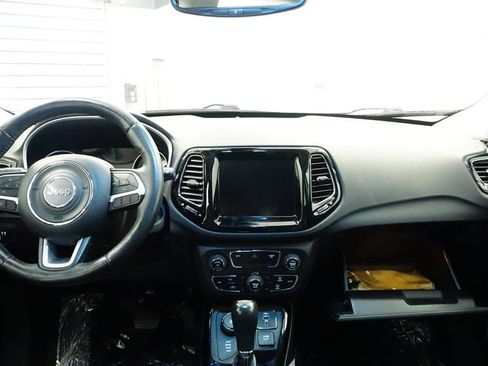 Used 2019 Jeep Compass Limited image 23