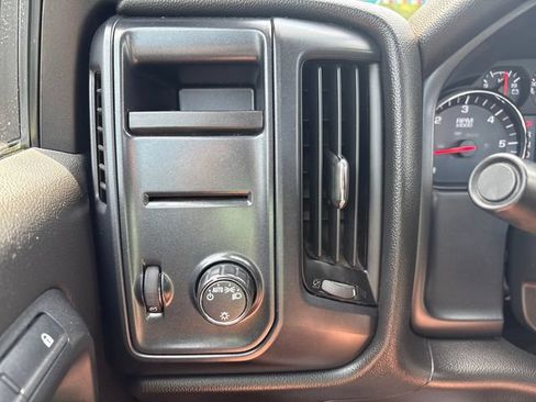 Used 2017 GMC Sierra 1500 2WD Regular Cab image 13
