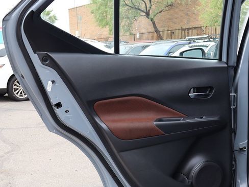 Used 2023 Nissan Kicks SR FWD image 29