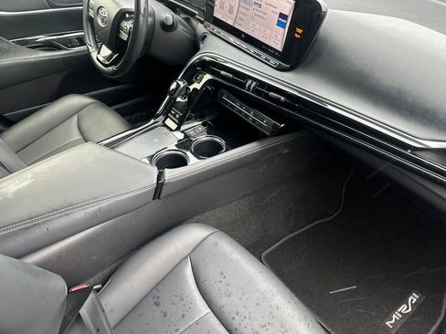 Used 2022 Toyota Mirai XLE w/ Advanced Technology Package image 15