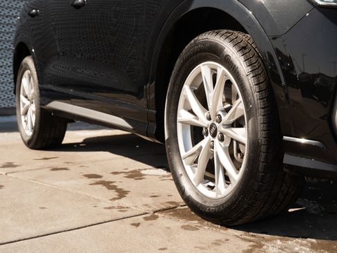 Certified 2023 Audi Q3 2.0T Premium Plus w/ Premium Plus Package image 29