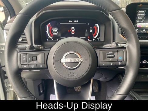 Used 2023 Nissan Rogue Platinum w/ Platinum Premium Package AWD/4WD image 8