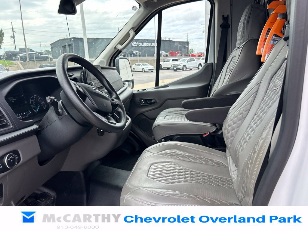 Used 2025 Ford Transit 250 148 Medium Roof Extended AWD w/ Load Area Protection Package image 20