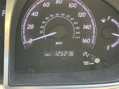 Used 2011 Toyota Avalon Limited image 36